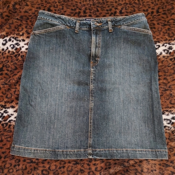 Jean skirt - Picture 1 of 4